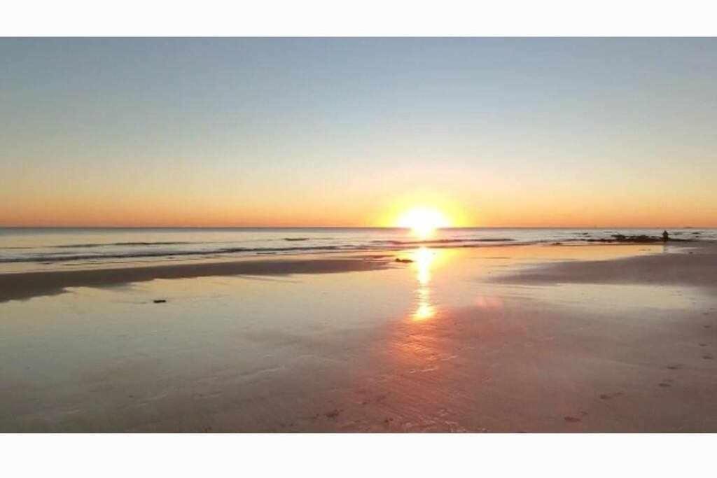 Villa Yoli 26 Con Piscina Y Jardin Cerca De La Playa Chiclana de la Frontera Eksteriør billede